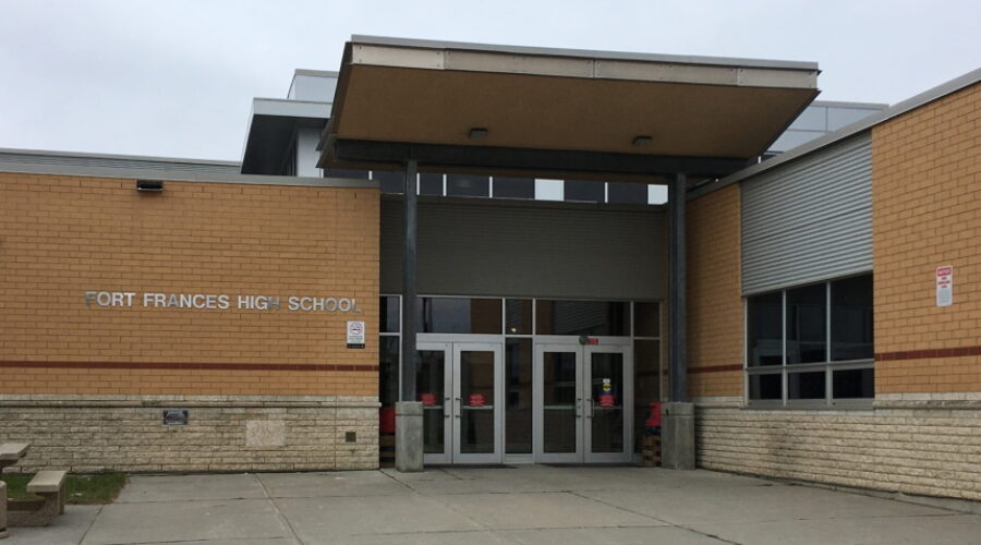 Youth in custody after weapons call at Fort Frances High
