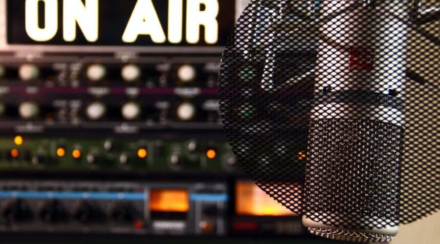 Wauzhushk Onigum approved to operate FM radio station