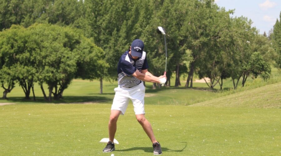 Free program encouraging kids to golf