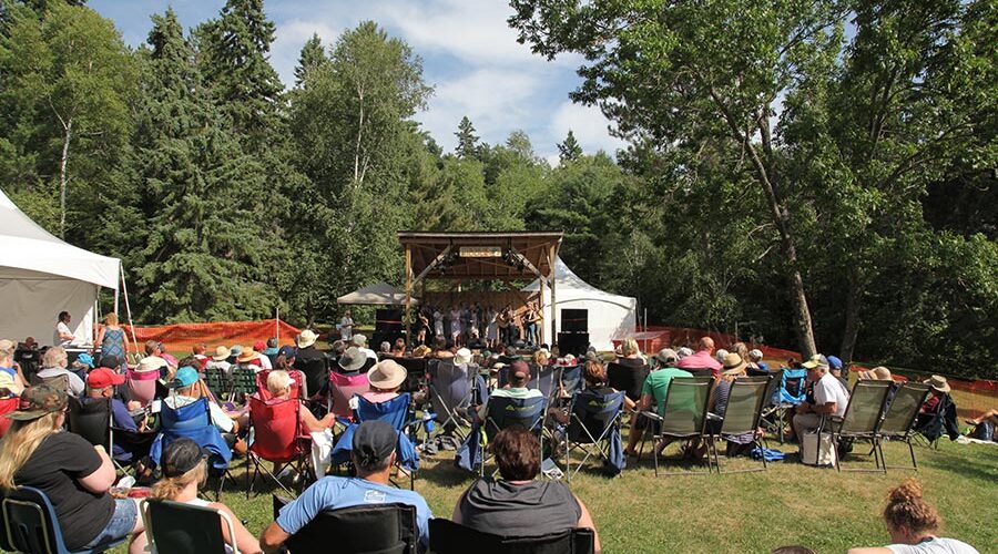 Moose and Fiddle returns to Caliper Lake
