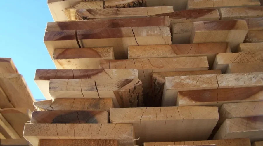 Province/NOMA denounce softwood lumber tariff increase
