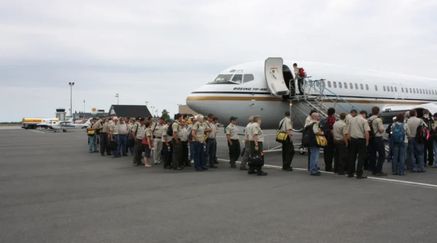 MNR fire rangers deployed to fight western wildfires