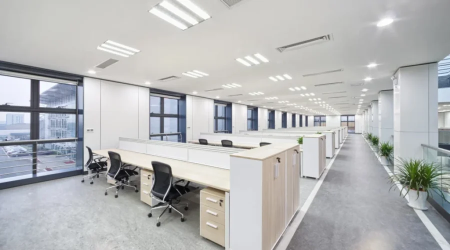 Canada adds 47K jobs, unemployment rate falls to 6.5%