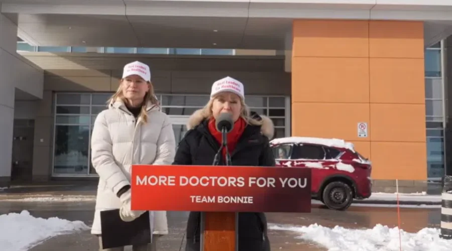Crombie promises more doctors if elected premier