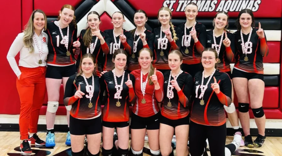 Saints senior girls volleyball team advances to OFSSA