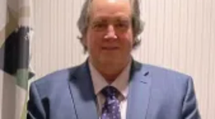 Noel seeks court review of council ban