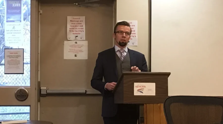 Wall resigning as CEO of KDSB