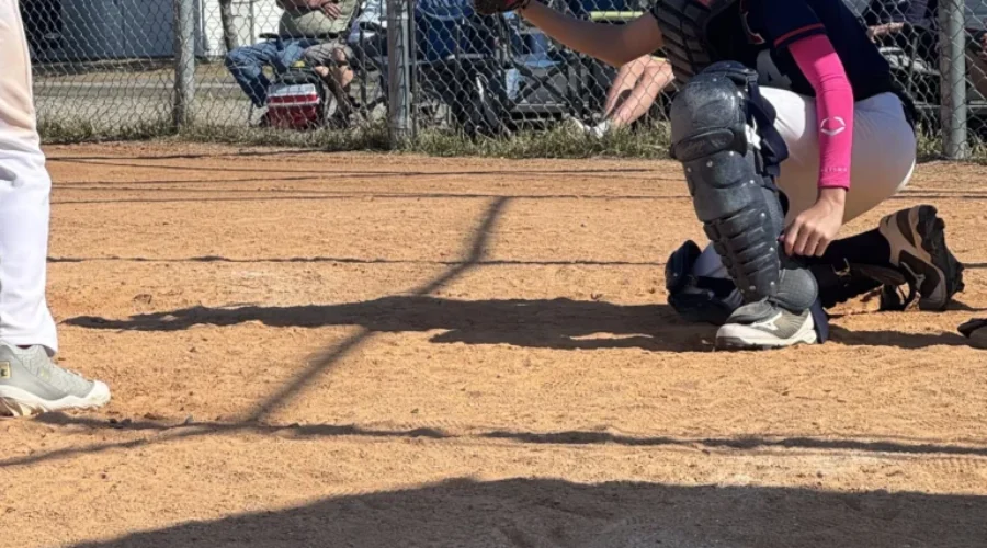 Selects baseball teams split weekend games