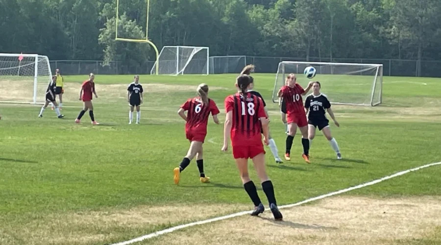 Saints girls’ and boys’ soccer teams advance to OFSAA