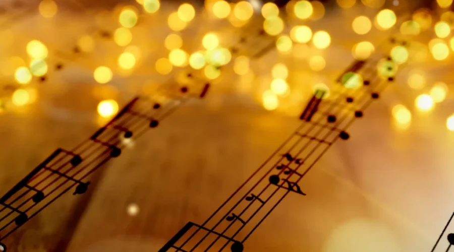 Taylor Swift reveals full tracklist for new album