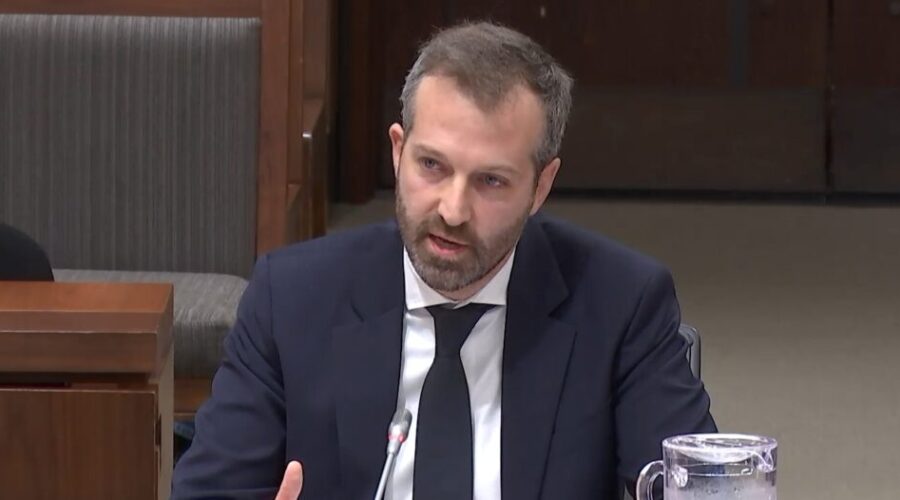 Canada Post losing $10M each day, minister says