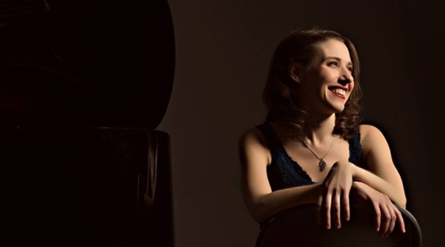 Acclaimed pianist Sarah Hagen plays NWO