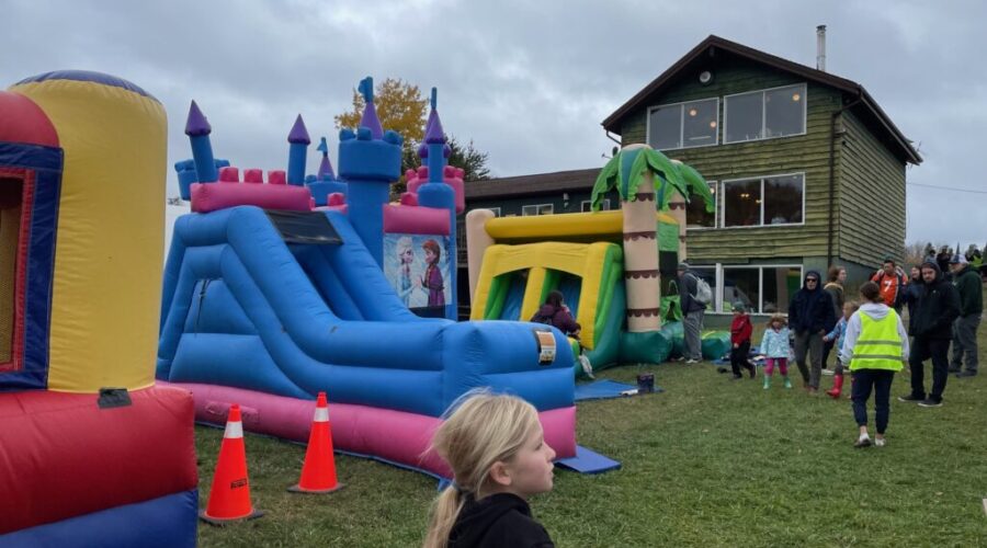 City signs license agreement with Mount Evergreen