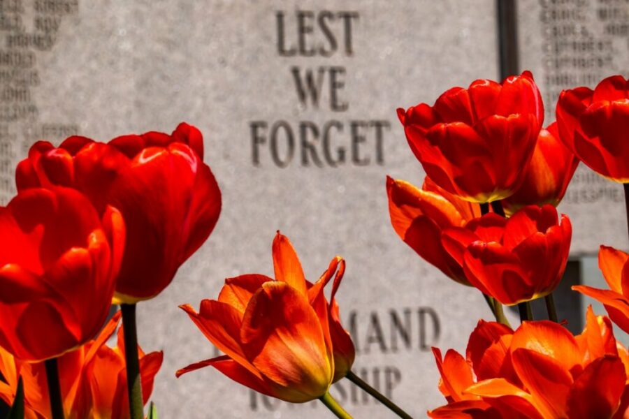Honouring Heroes and Helping Hands