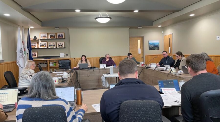 Kenora city council ready to approve three budgets
