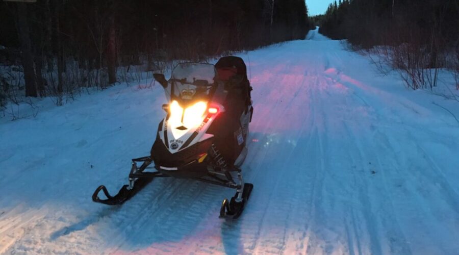 3 people injured in 2 separate snowmobile collisions