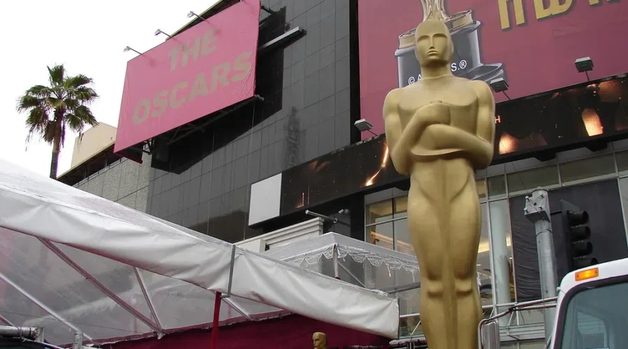 Top 10 Oscar hosts of all time