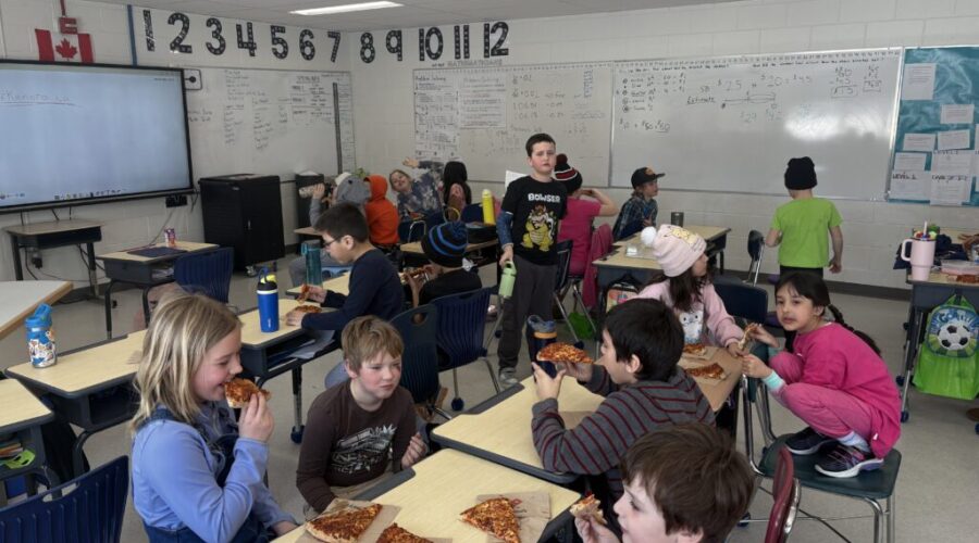 How your kids can win a Domino’s pizza party