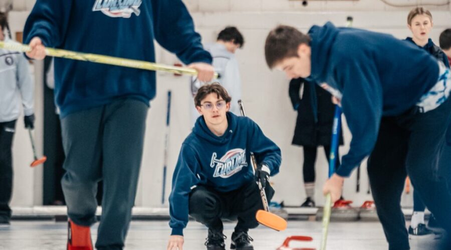 St. Thomas Aquinas Saints fall to 0-2 at OFSAA curling championships