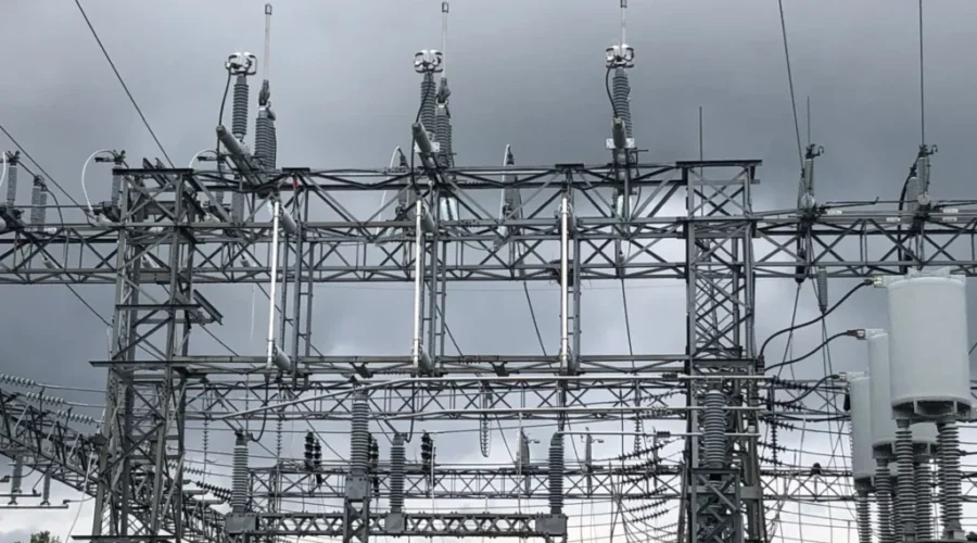 Province to renew old hydro station contracts