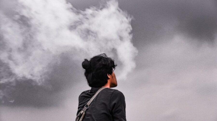 Proposed NDP bill aims to cut down on youth vaping in Ontario