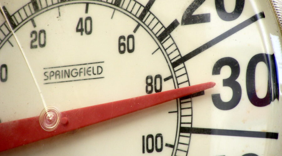 Environment Canada issues heat warning