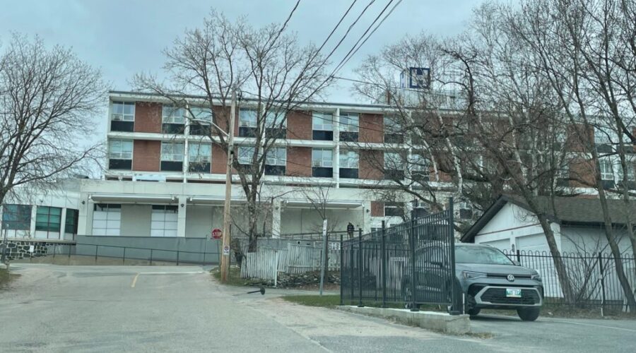 Province helps with hospital flooding