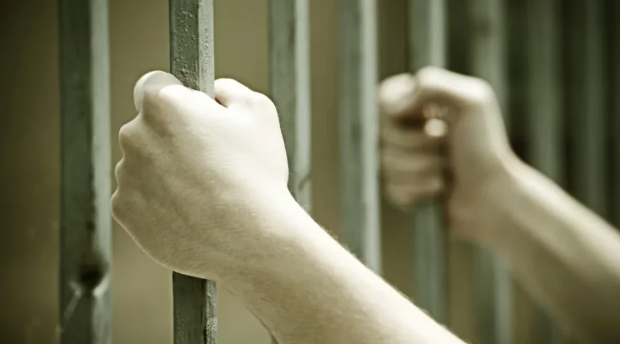 Ontario’s Attorney General argues mandatory cash bail will hold detainees accountable